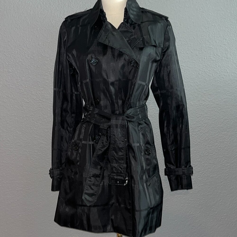 BURBERRY BRIT Classic Black on Black Plaid Trench Coat EUC - Like New size 8P